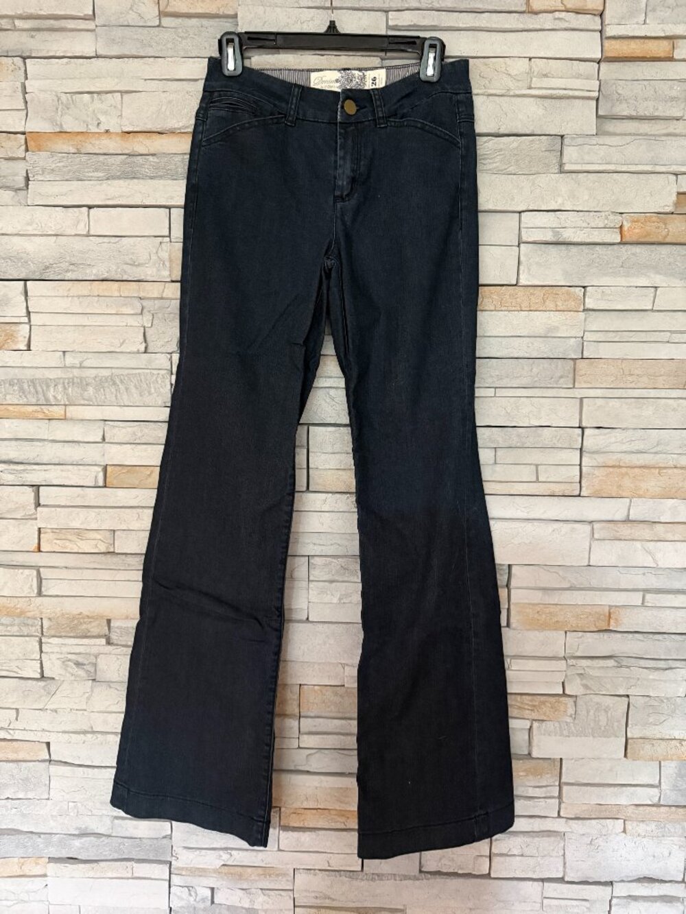 Le Chateau Dark Wash Flare Jeans Size 26 NWOT Y2K Premium